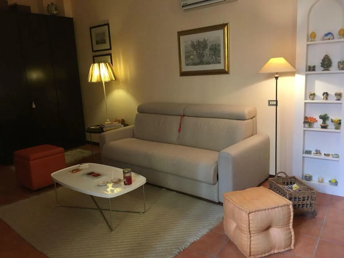 A Taormina Da Paolo Apartment 0*,  Italy